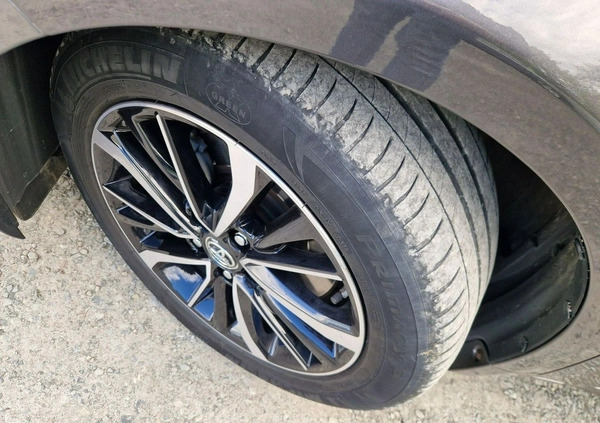 Toyota Avensis cena 79900 przebieg: 88241, rok produkcji 2018 z Rybnik małe 529